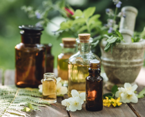 Cách Chọn Tinh Dầu Thiên Nhiên Phù Hợp Cho Mỗi Nhu Cầu